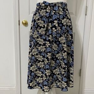 Lined Midi Skirt with Pockets and Tie Belt
